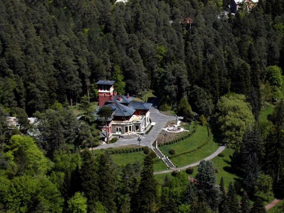 Apart-Otel Nino Borjomi Exterior photo
